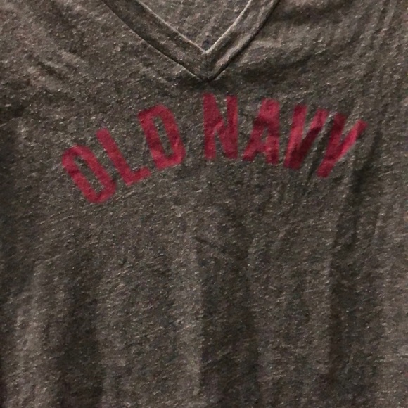 Grey old navy v cut t-shirt - Picture 3 of 3
